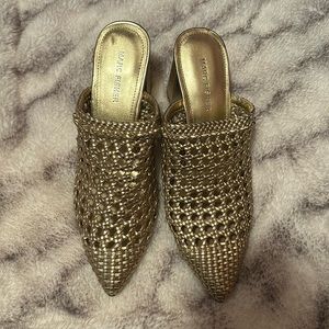 Marc Fisher size 8 gold